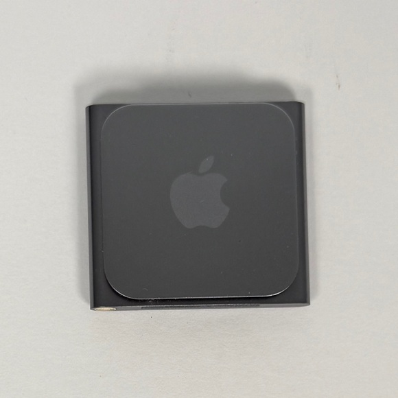 Apple iPod nano 8 GB 6th Generation Platinum with watch band black - Picture 7 of 13